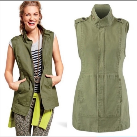 CAbi green Explorer vest size small style#5101 - Picture 8 of 8